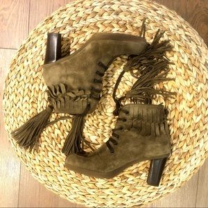 Ron White “ All day heels” Suede Booties with fringe and tassels , size 7,5 (38)